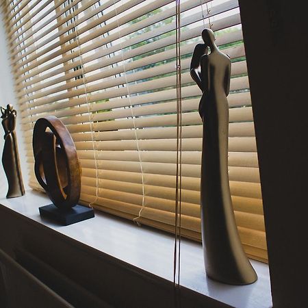 The Lindley Suite - Simple2Let Serviced Apartments Huddersfield Exteriör bild