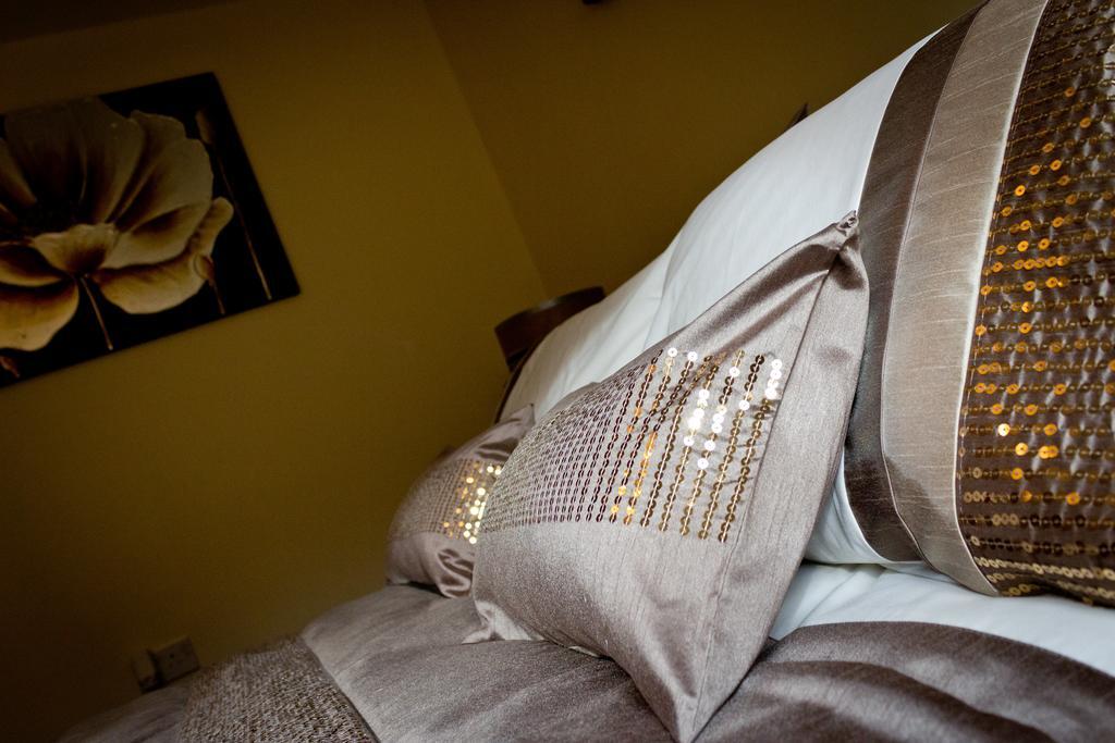 The Lindley Suite - Simple2Let Serviced Apartments Huddersfield Rum bild