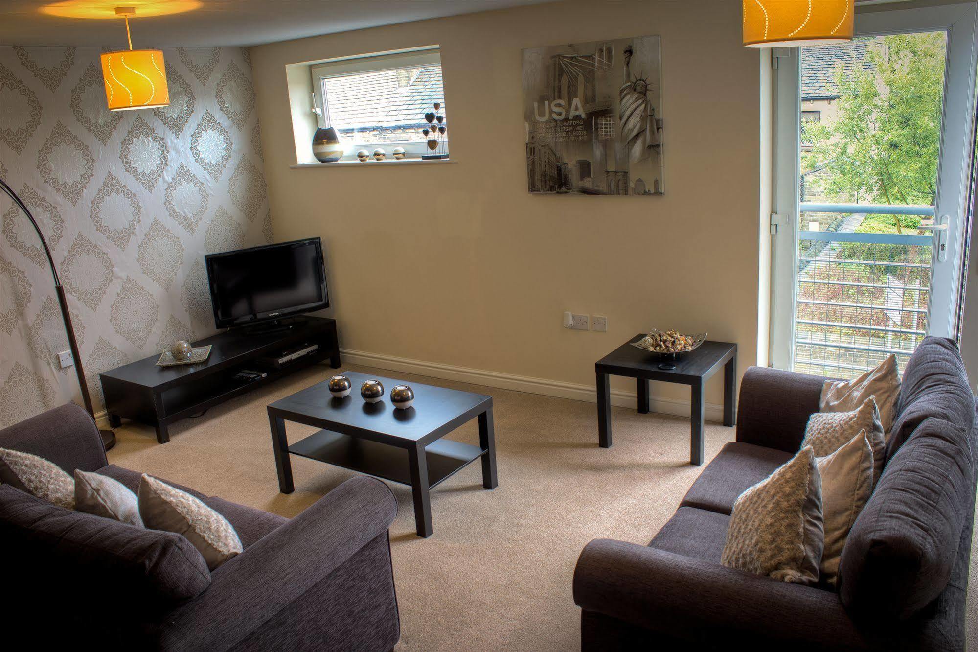 The Lindley Suite - Simple2Let Serviced Apartments Huddersfield Exteriör bild